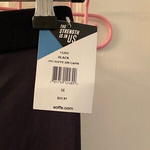 Soffe Black Capri Leggings